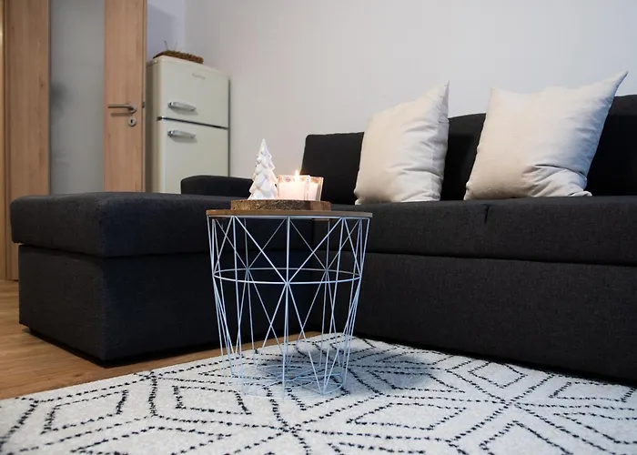 Snezenka Апартаменты *